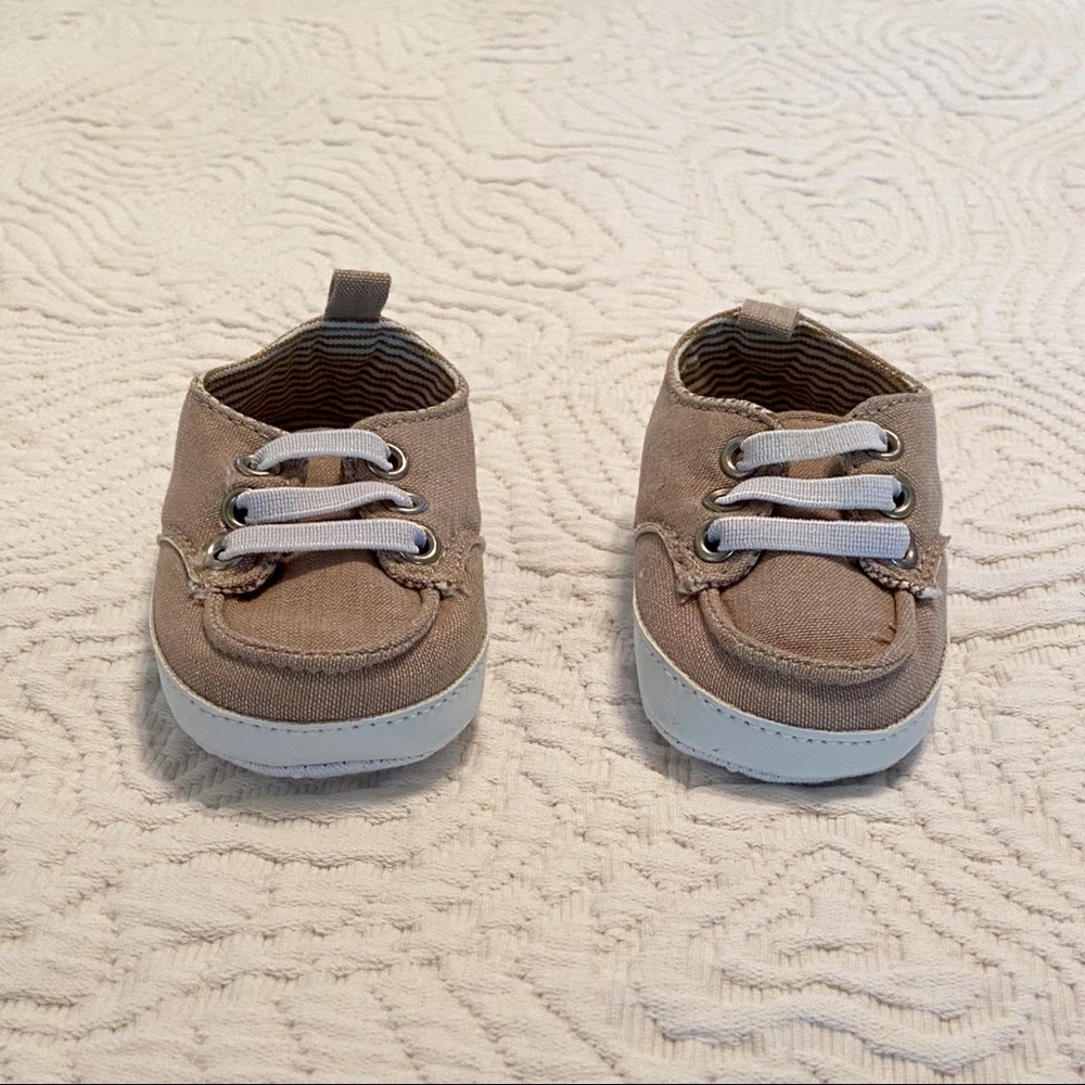 Linen Khaki Boat (Crib/Baby) Shoe